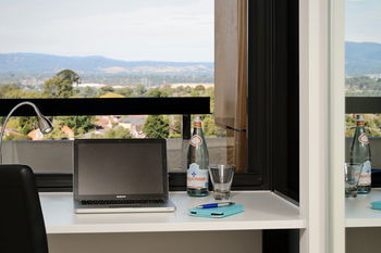 Apartments @ IKON Glen Waverley - Perths Hotel 15