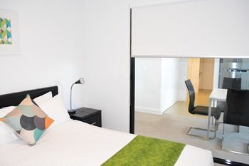 Apartments Melbourne Domain - CBD - Perths Hotel 26