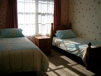 Australian Home Away @ Doncaster Grange Park - Perths Hotel 2