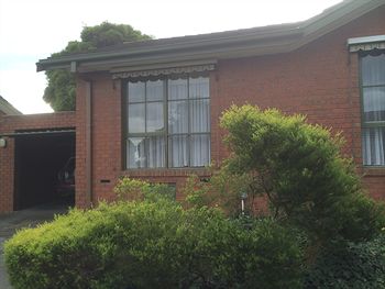 Australian Home Away Doncaster Elgar 2 - Perths Hotel 9