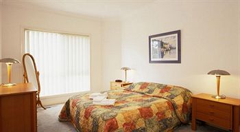 Waverley Corporate Townhouses - Perths Hotel 3
