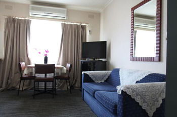 Carnegie Motor Inn - Perths Hotel 13