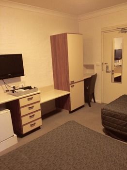 Lidcombe Motor Inn - Perths Hotel 14