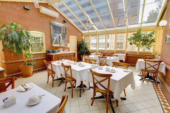 Simpson Of Potts Point - Perths Hotel 0