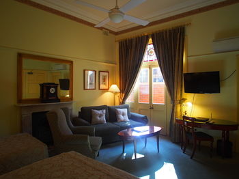 Simpson Of Potts Point - Perths Hotel 28
