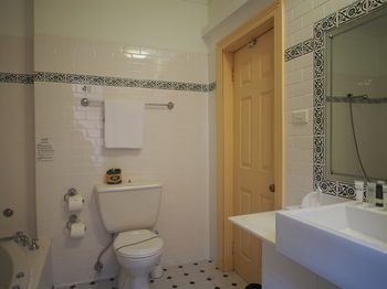 Simpson Of Potts Point - Perths Hotel 37