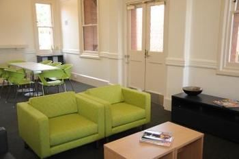 Yarra House Campus Summer Stays - Perths Hotel 3