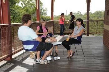 Yarra House Campus Summer Stays - Perths Hotel 4