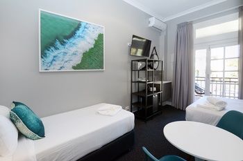 Alison Lodge - Perths Hotel 28