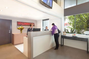 Quest Mascot Serviced Apartments - Perths Hotel 13