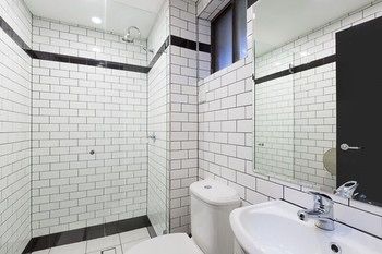 The Village Surry Hills - Perths Hotel 12