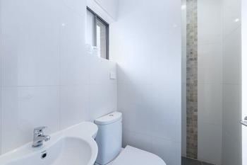 The Village Surry Hills - Perths Hotel 28