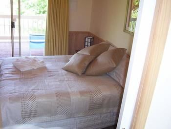 Yarraglen BnB - Perths Hotel 1