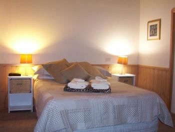 Yarraglen BnB - Perths Hotel 2