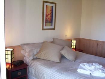 Yarraglen BnB - Perths Hotel 5