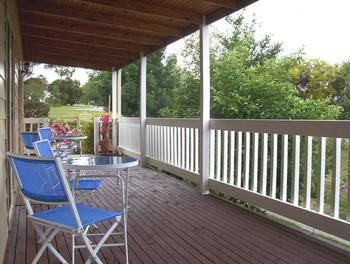 Yarraglen BnB - Perths Hotel 16
