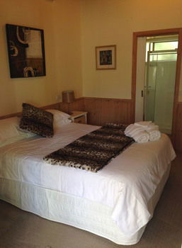 Yarraglen BnB - Perths Hotel 23