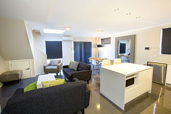 Astina Serviced Apartments - Parkside - Perths Hotel 7
