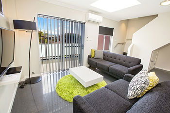 Astina Serviced Apartments - Parkside - Perths Hotel 9