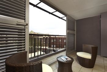 Randwick Central Suites - Perths Hotel 0