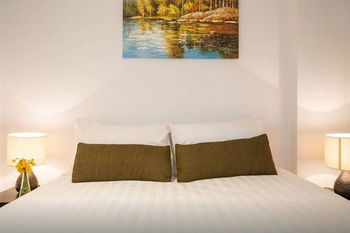 Anchor On Little Collins - Southern - Perths Hotel 49
