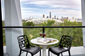 381 Cremorne - Perths Hotel 9