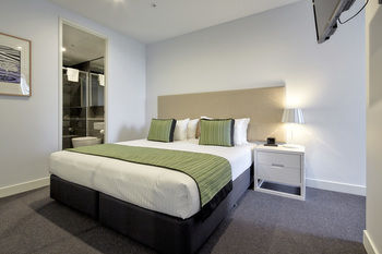 381 Cremorne - Perths Hotel 22