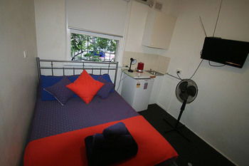 Zing Backpackers - Perths Hotel 3