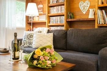 A Cottage In The Forest - Perths Hotel 2