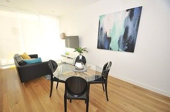 Neutral Bay 4 Young Furnished Apartment - Perths Hotel 3