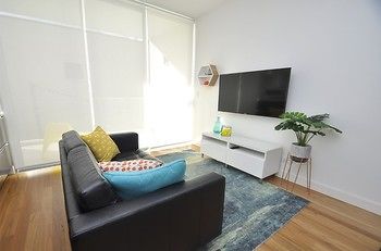 Neutral Bay 4 Young Furnished Apartment - Perths Hotel 7