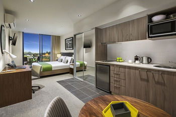 Quest Macquarie Park - Perths Hotel 0
