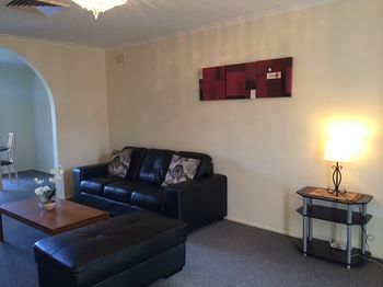 Australian Home Away At East Doncaster - Perths Hotel 14