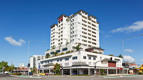 BEST WESTERN PLUS Cairns Central Apartments - Perths Hotel 3