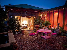 At Eleven, La Petite Maison - Perths Hotel 0