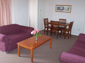 Hobart Apartments - Perths Hotel 2