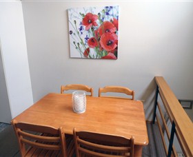 Ashwood Apartments - Lindisfarne - Perths Hotel 4