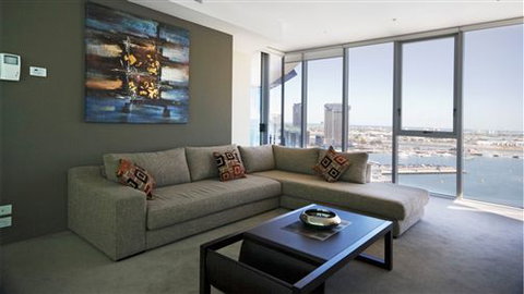 Apartments Melbourne Domain Docklands - Perths Hotel 1