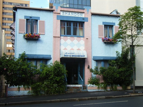 Annie's Shandon Inn - Perths Hotel 0