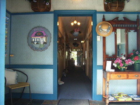 Annie's Shandon Inn - Perths Hotel 1