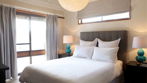 Bundalong Waterfront Accommodation - Perths Hotel 4
