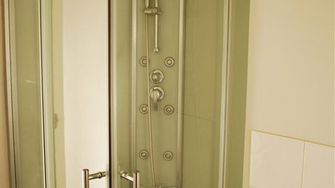 Manners In Mulwala - Perths Hotel 2