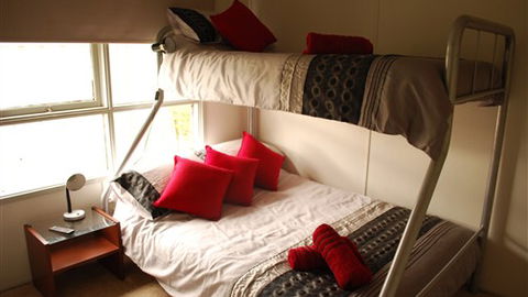 Manners In Mulwala - Perths Hotel 3