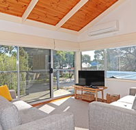 Barrakee Beach House - Anglesea - Perths Hotel
