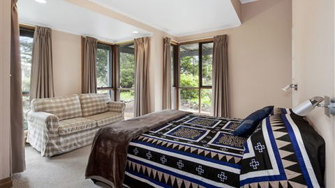 Galwiji Homestead - Perths Hotel 1
