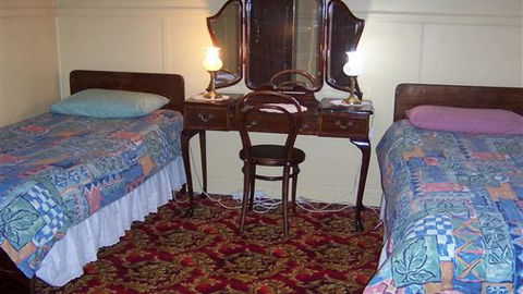 Abaco House - Perths Hotel 1