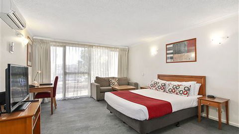 Knox International Hotel And Apartments - Perths Hotel 0