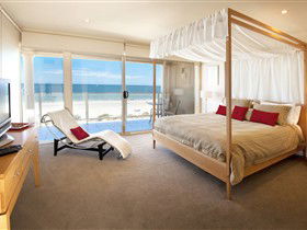 Adelaide Luxury Beach House - Perths Hotel 1