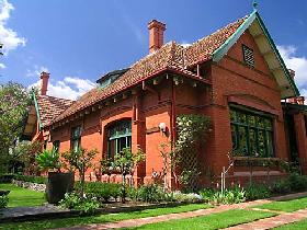 Buxton Manor - Musica Viva Apartment - Perths Hotel 2
