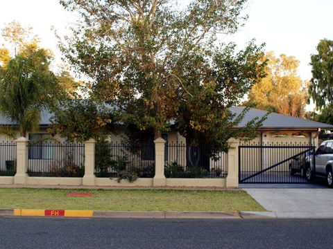 A Good Rest B&B - Perths Hotel 1